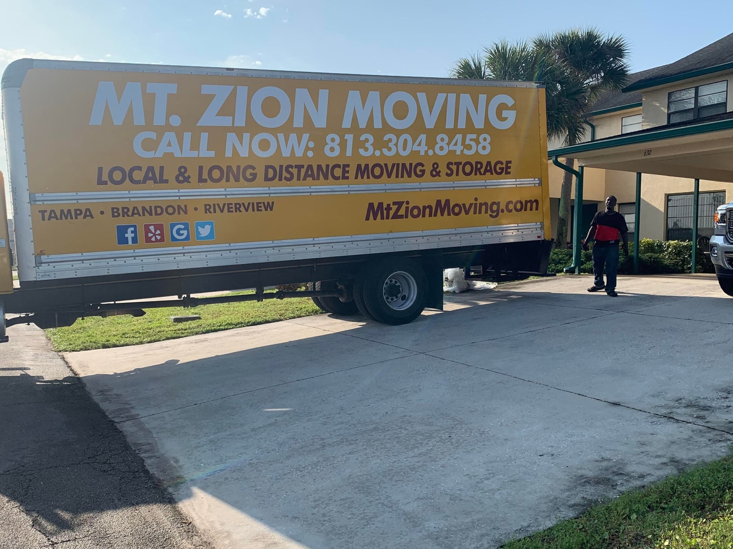 Tampa FL Storage and Moving Services